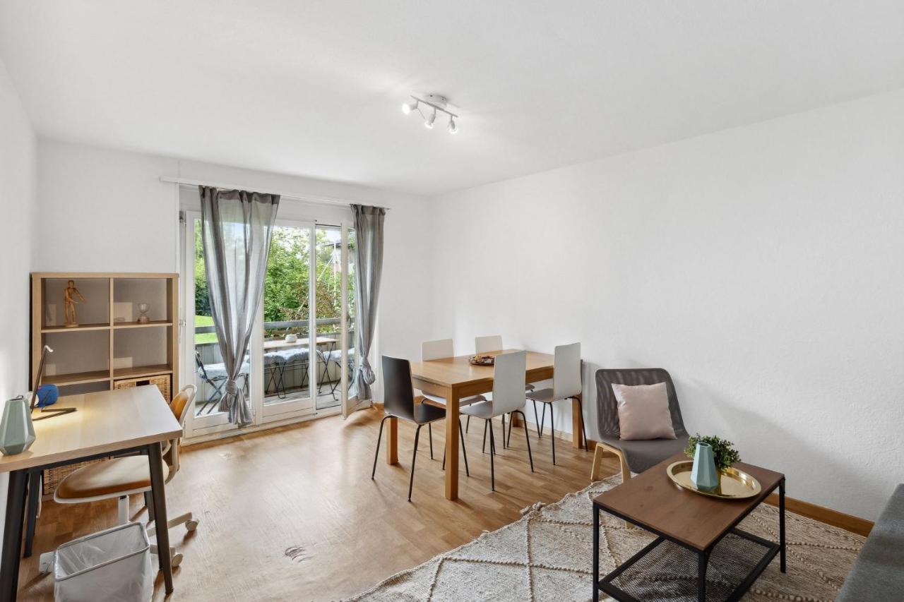 Zurich Urban Charm: Your Comfy Stay Close To The City Exterior photo