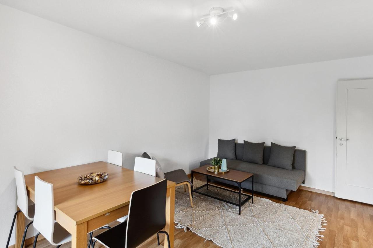Zurich Urban Charm: Your Comfy Stay Close To The City Exterior photo