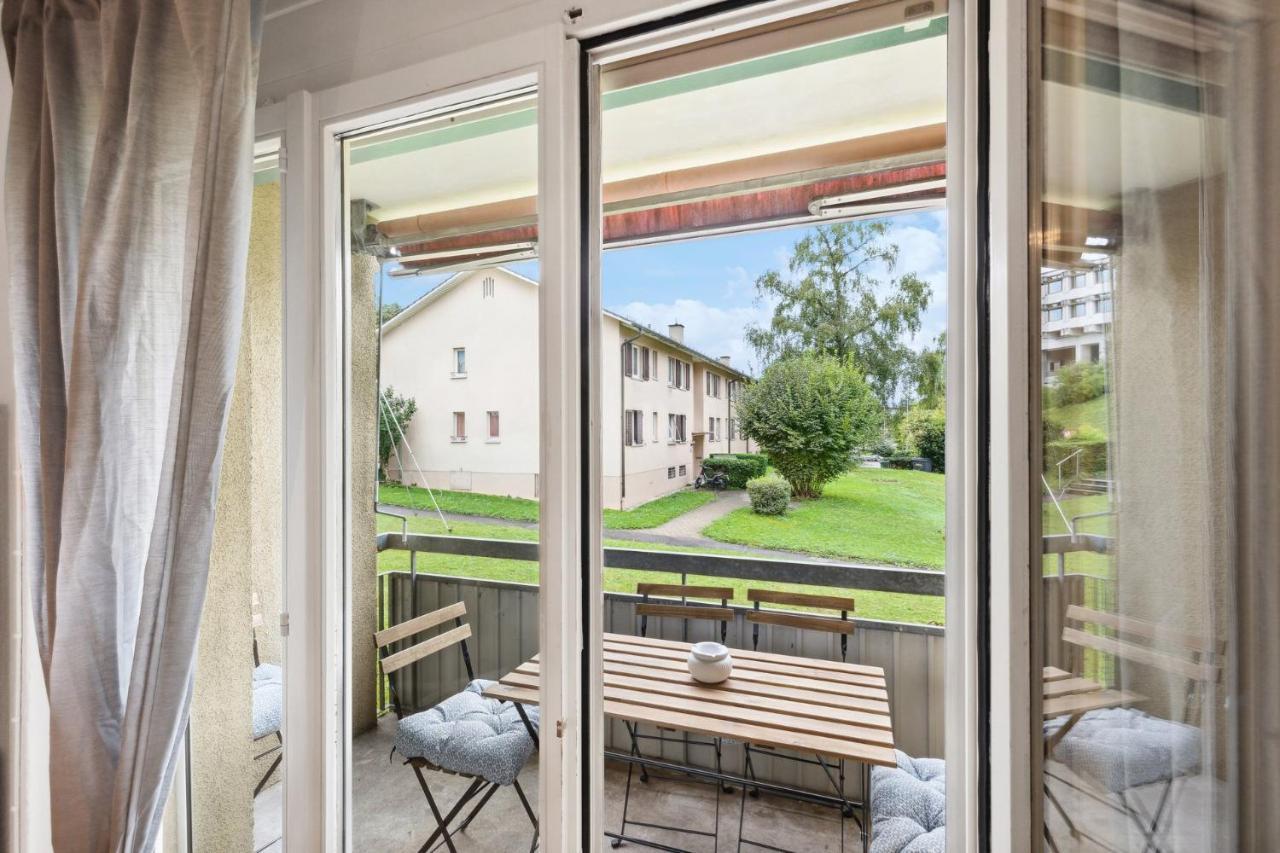 Zurich Urban Charm: Your Comfy Stay Close To The City Exterior photo
